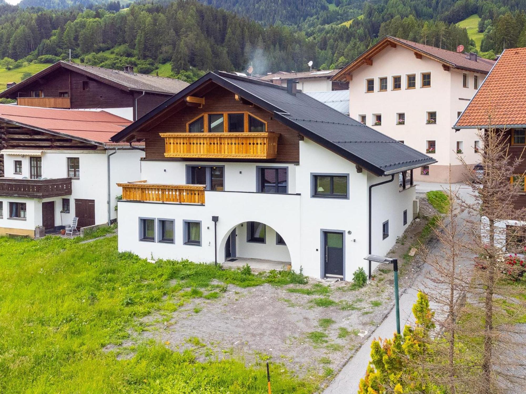Alpenlodge Pettneu Lodge 2 Pettneu am Arlberg Dış mekan fotoğraf